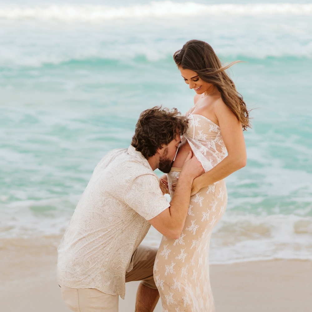 2 piece babymoon maternity photo shoot outfit